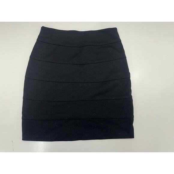 Basic House Womens Skirt Size Small Black Elastic Waist Pull On - Picture 5 of 8